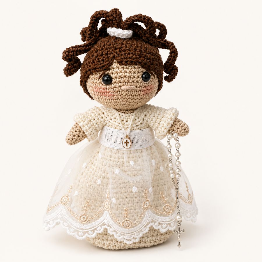 Muñeca de comunión con diadema de lazo y vestido de encaje festoneado